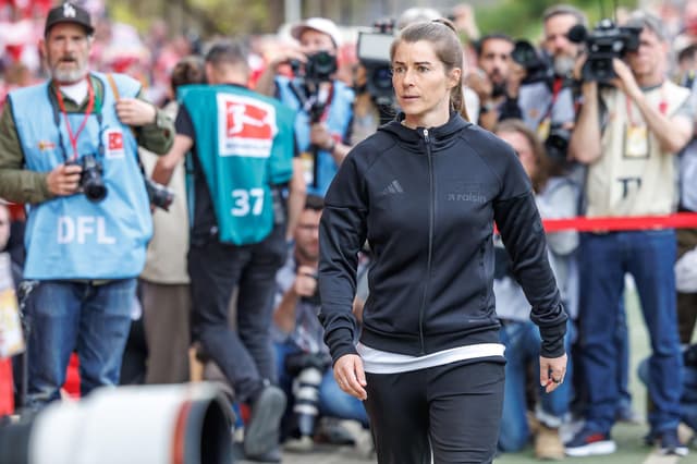 La primera dona que trenca una barrera al futbol masculí